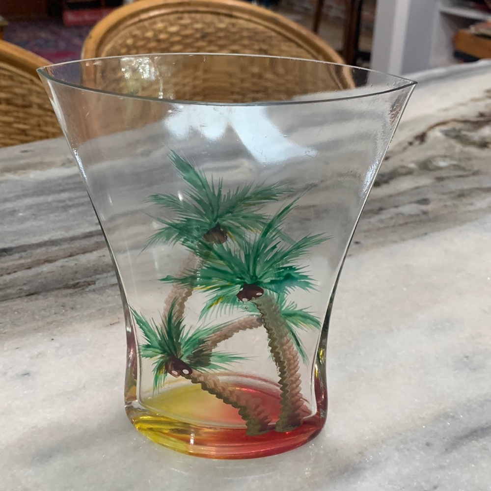 Beautiful Palm Tree Tropical Vase